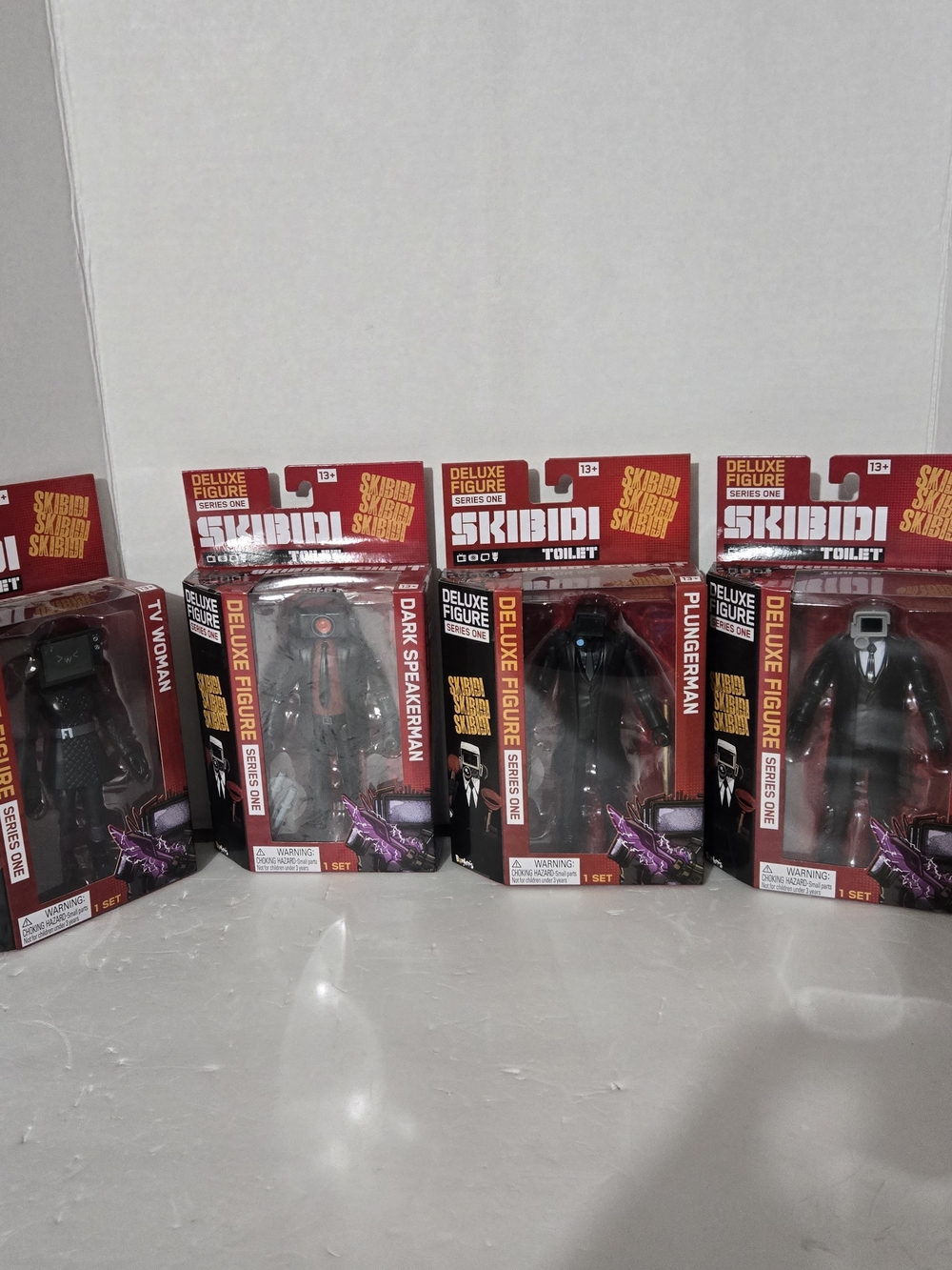 SET OF 4! Skibidi Toilet Deluxe Figure TV Woman Speakerman Cameraman Plungerman